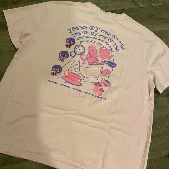 Alice in Wonderland Tee Small / Medium - Picture 2 of 4